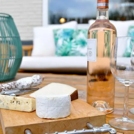 Beachhouse Bosweg Feriehus *